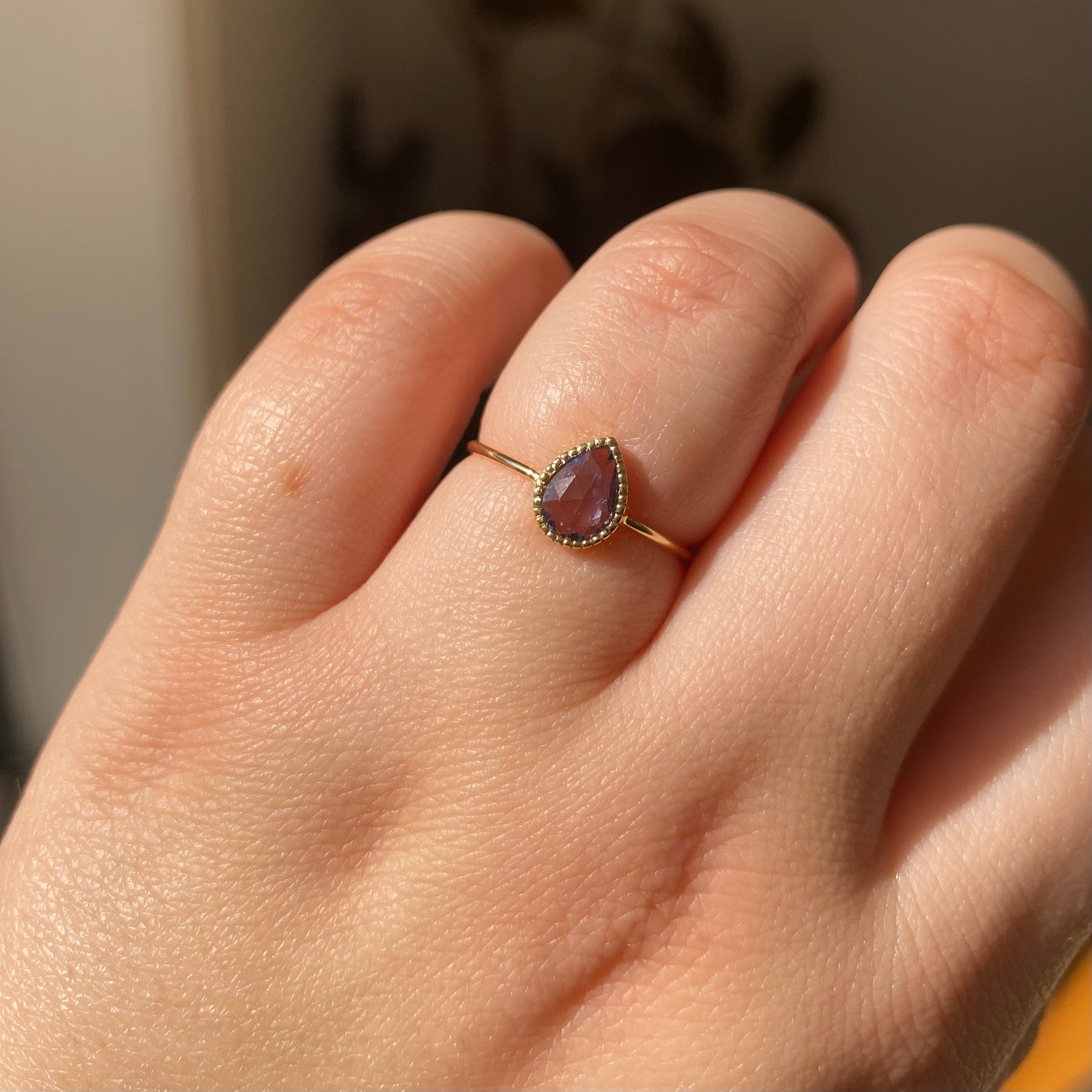 Blue Sapphire Lento Wisp Ring