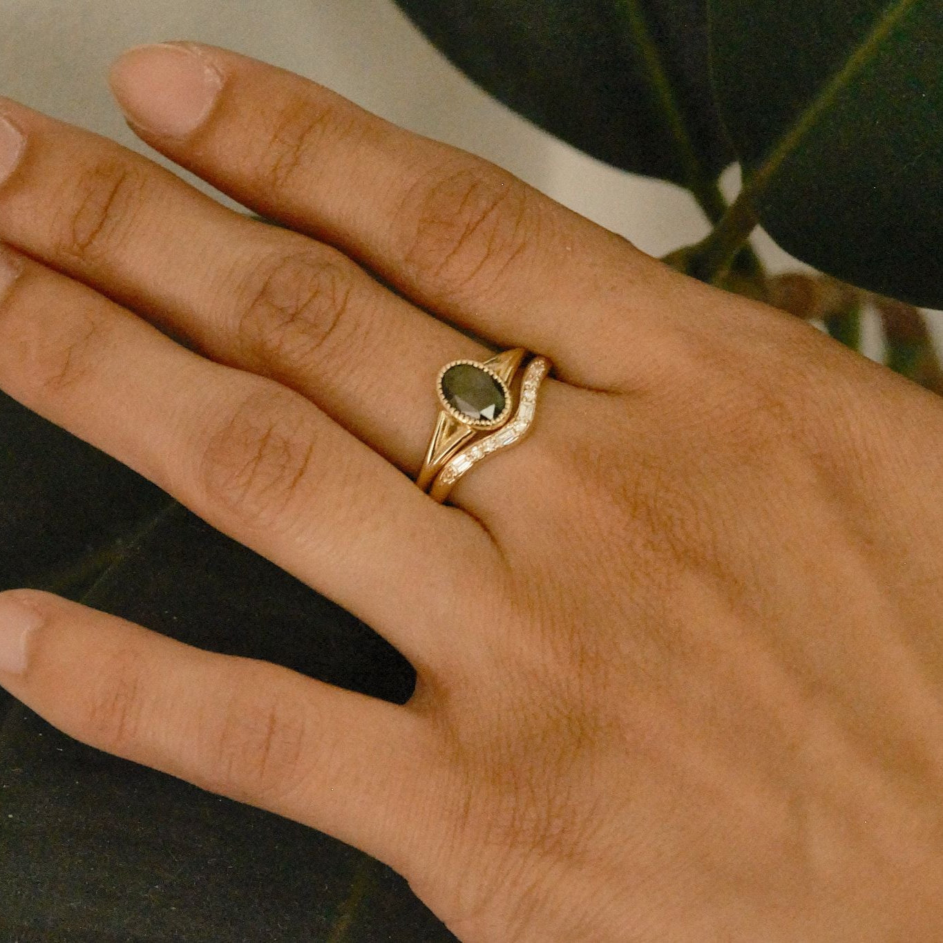 Diamond Staccato Wave Band