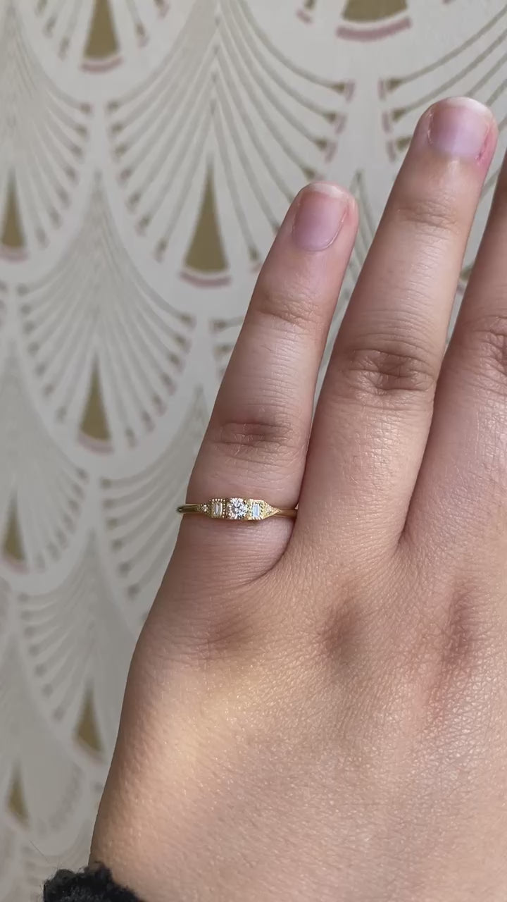 Diamond Petite Deco Era Ring