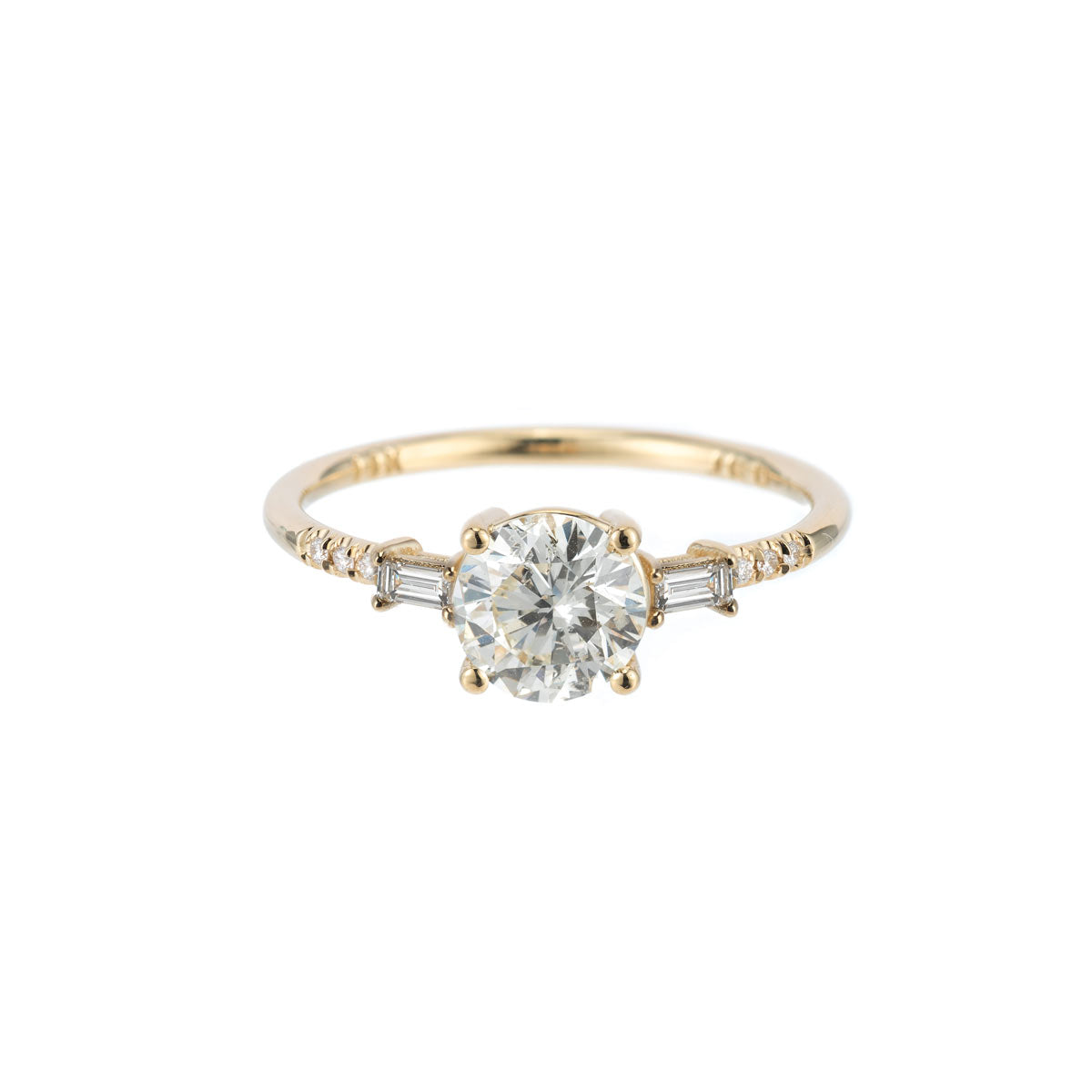 Luxe Melody Diamond Ring