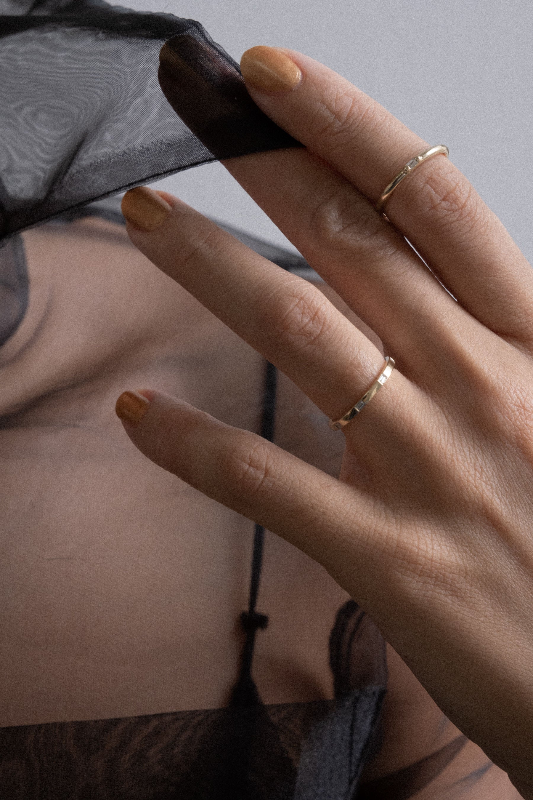 DIAMOND BAGUETTE ACCENT RING