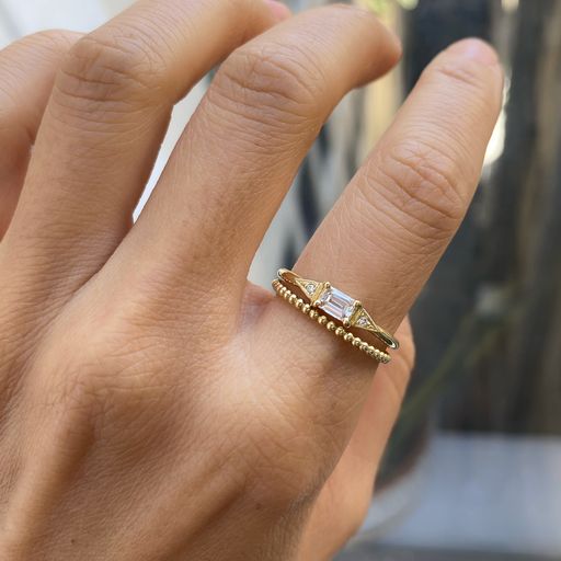 EMERALD CUT DIAMOND DECO RING