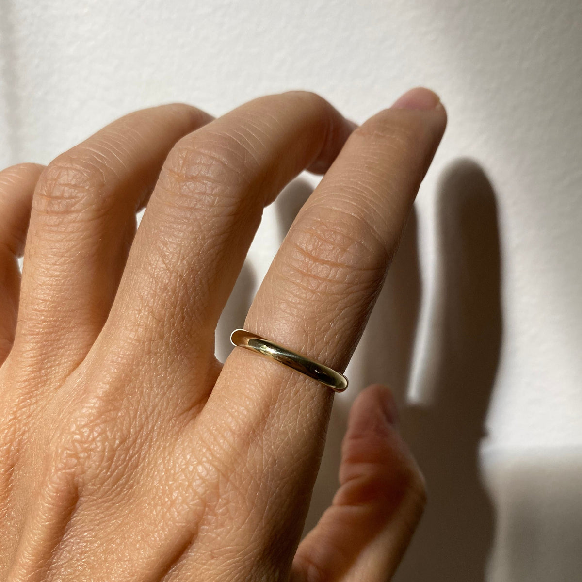 GOLD HALF ROUND BAND