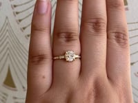 1c Melody Baguette Equilibrium Ring