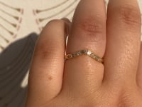 Diamond Staccato Wave Band