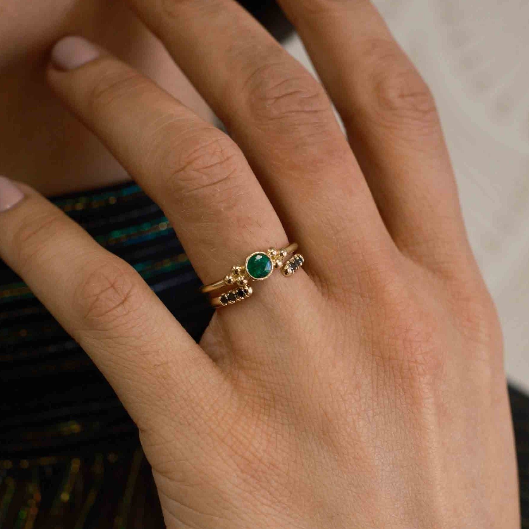 Triad Ring With Oval Cut Green Emerald - GOODSTONE