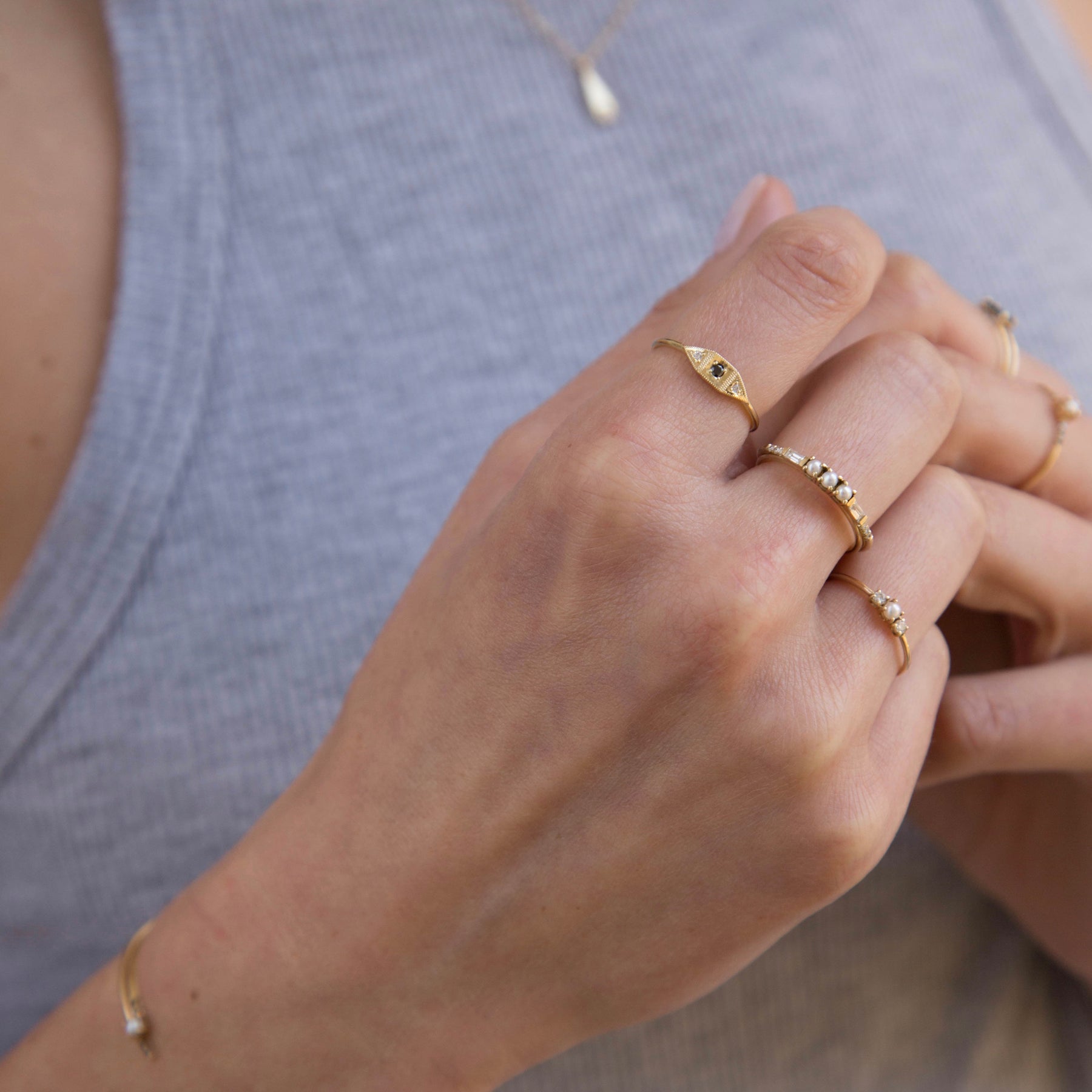 Black Diamond Mini Deco Point Ring