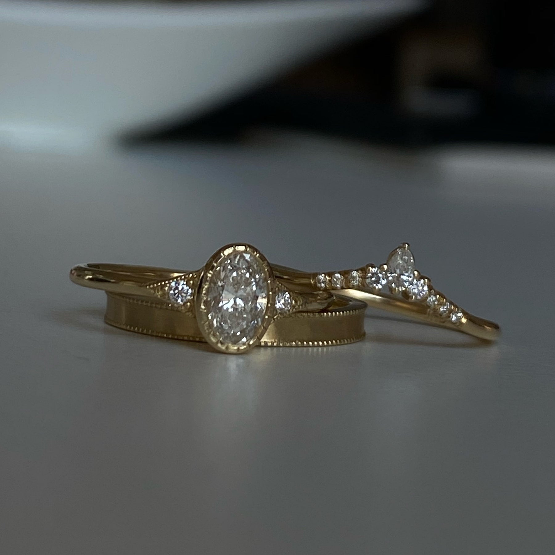 Yellow Gold Ring with Small Brilliant Cut Diamonds | KLENOTA