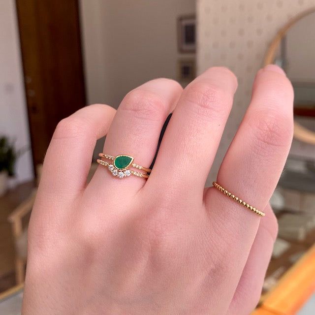 Emerald Tilt Equilibrium Ring