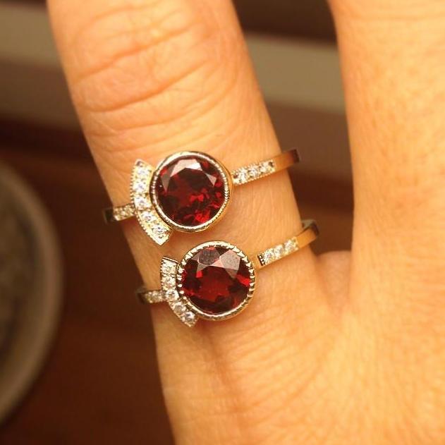 Round Garnet Deco Ring