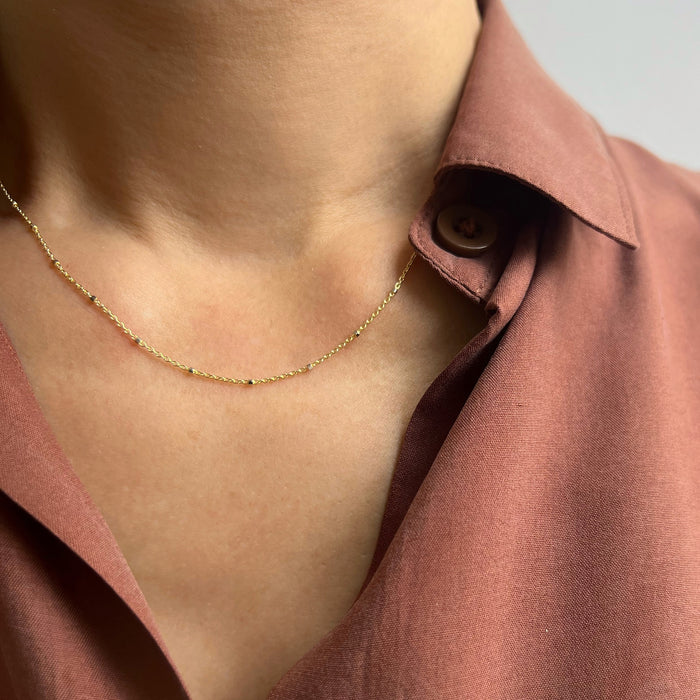 Dotted Cube Chain