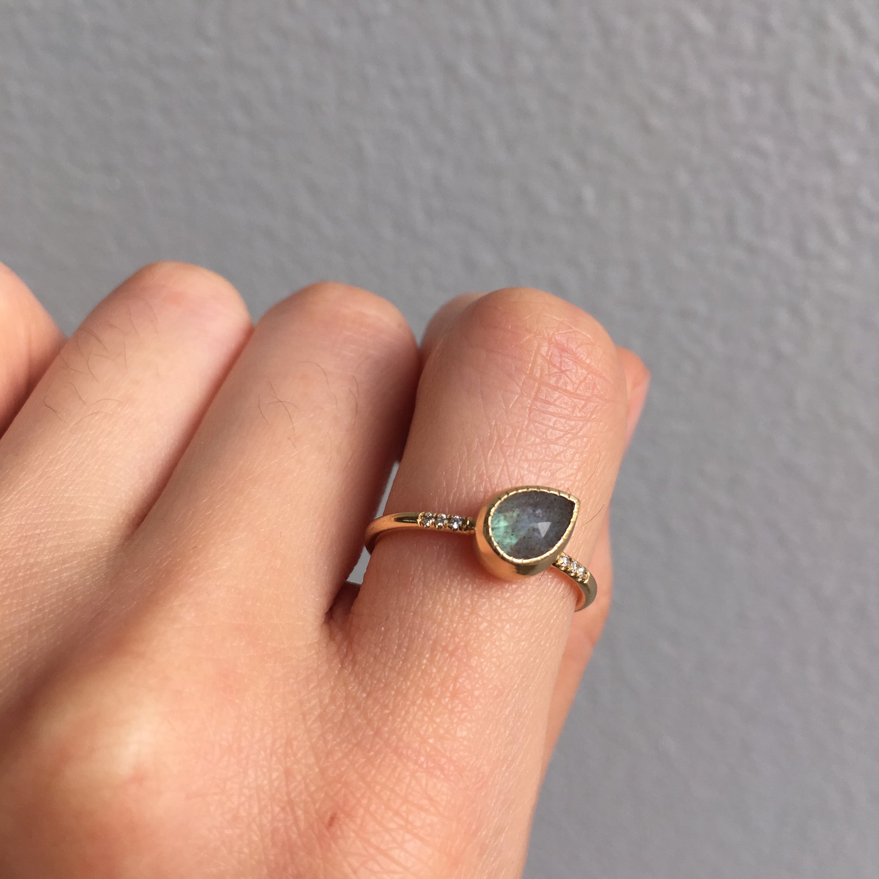 Labradorite Tilt Ring