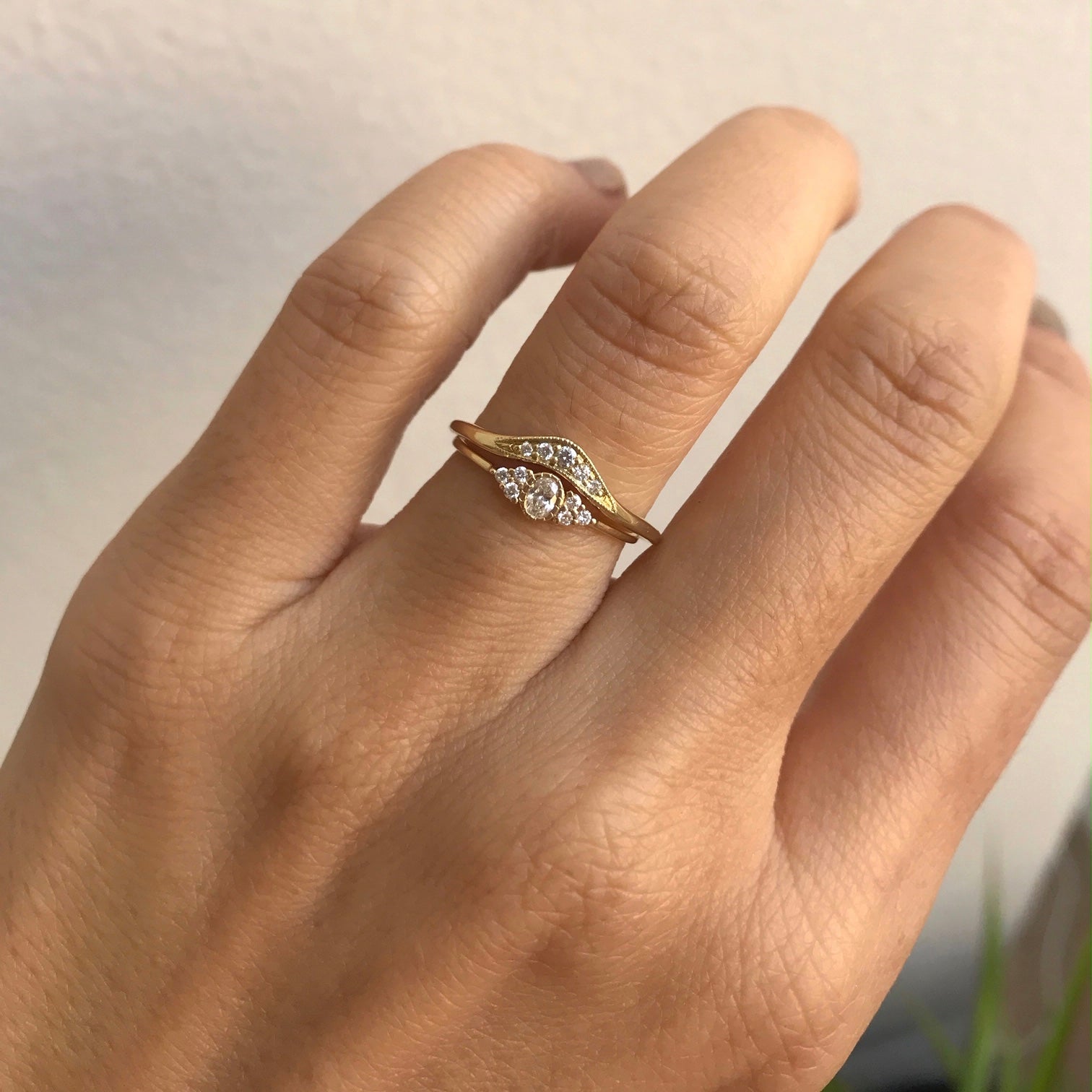 Oval Diamond Cluster Whisper Ring