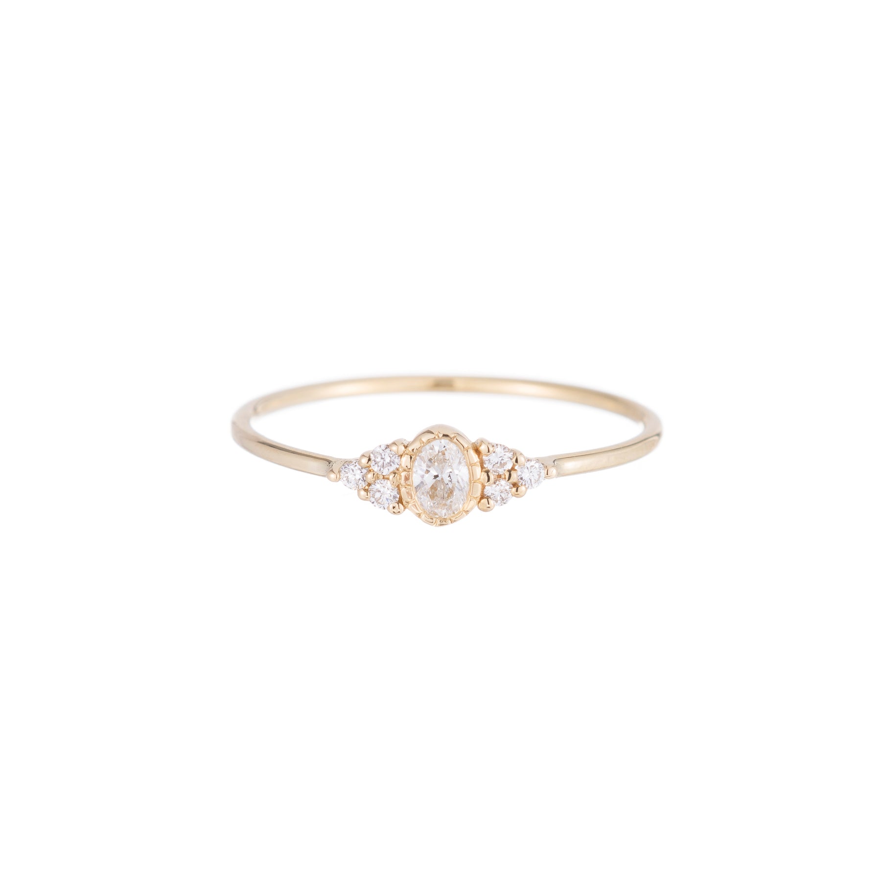 Oval Diamond Cluster Whisper Ring