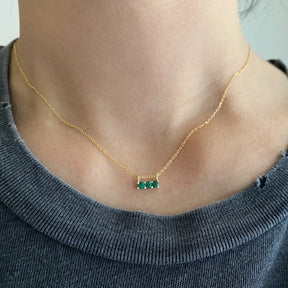 EMERALD 3S NECKLACE