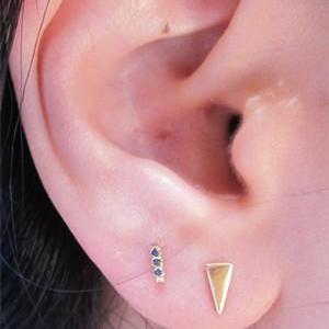 Wisp Flat Back Earring (single), Solid 10k Gold Earring