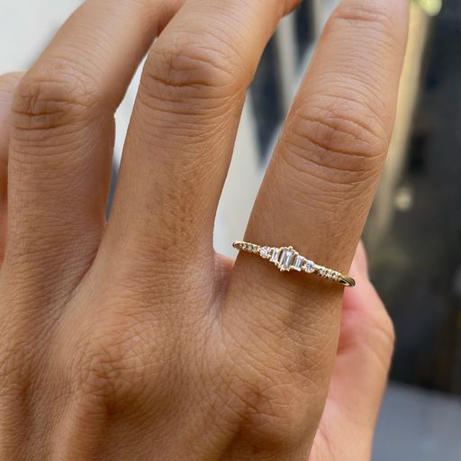 DIAMOND BAGUETTE HAZEL RING