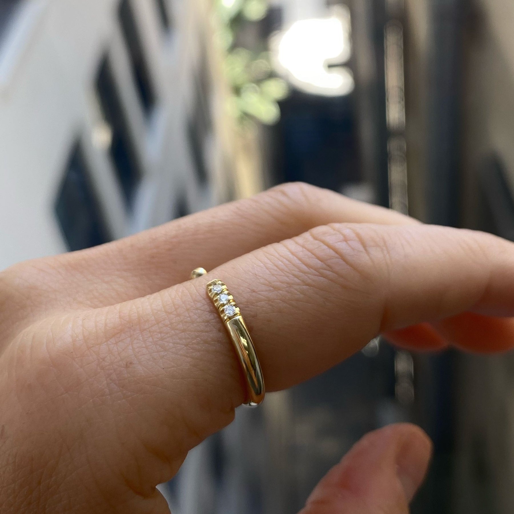 CHUBBY DIAMOND EQUILIBRIUM CUFF RING